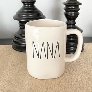 🆕Rae Dunn Ceramic NANA Mug
